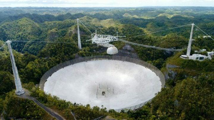 Arecibo radio-telescoop
